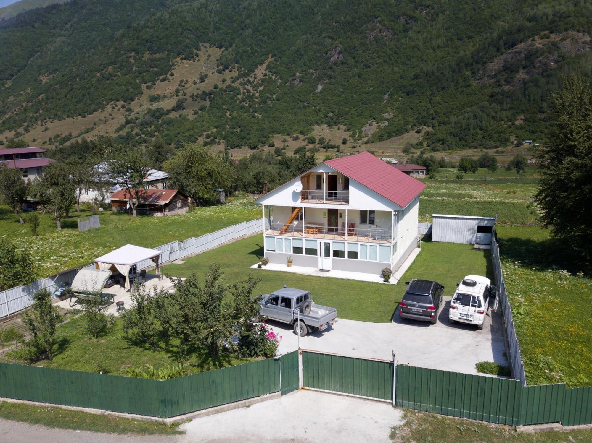 Zhabeshi Guest House Gogia מראה חיצוני תמונה