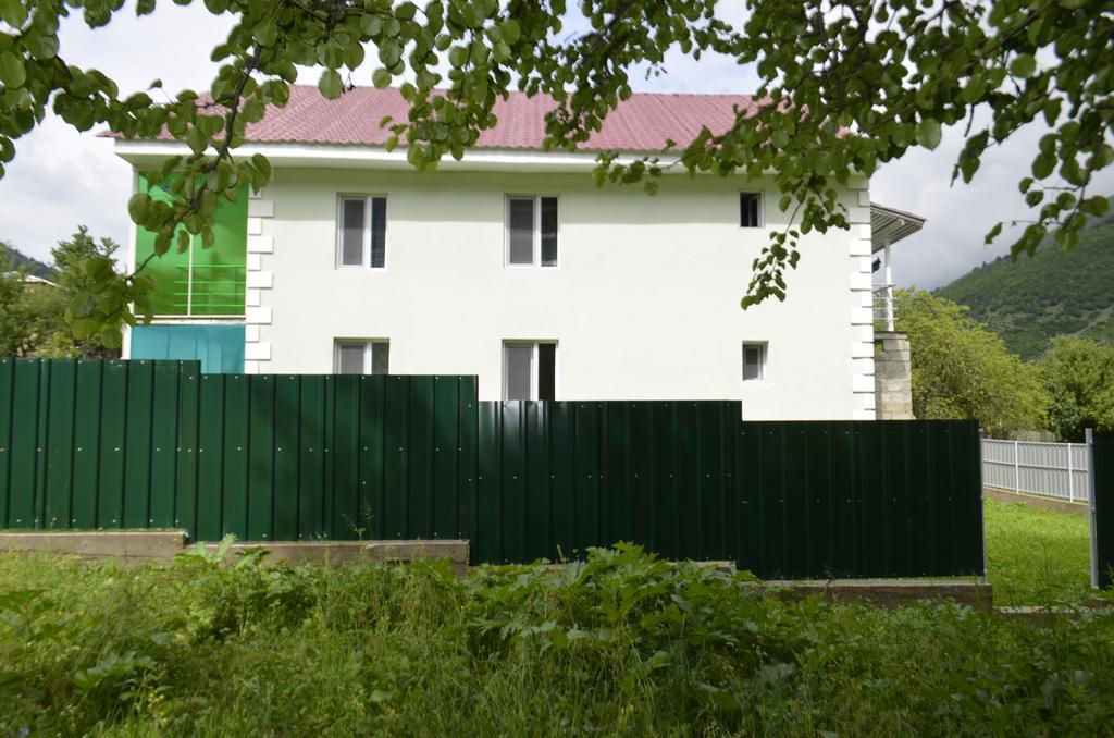 Zhabeshi Guest House Gogia מראה חיצוני תמונה